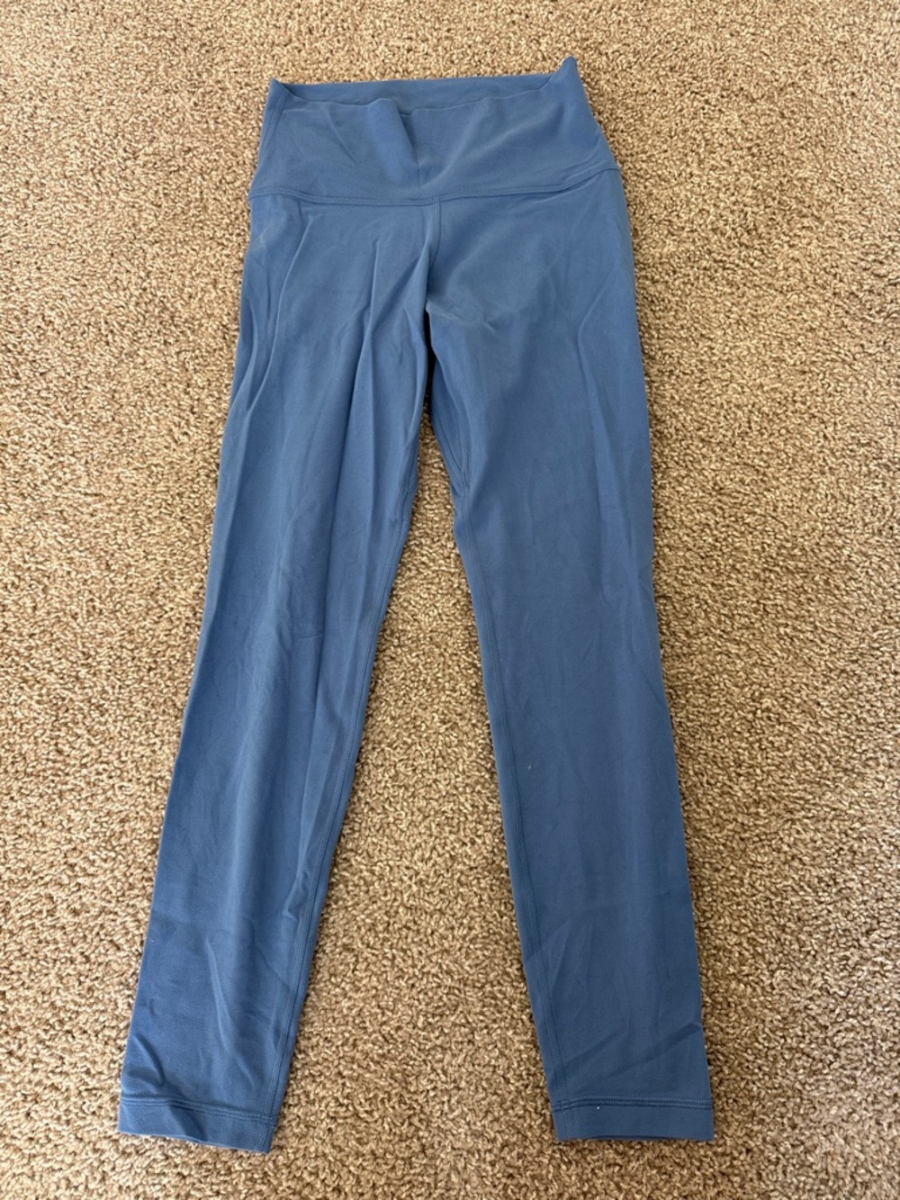 Aritzia Butter Cheeky Hi-Rise 26” Leggings
